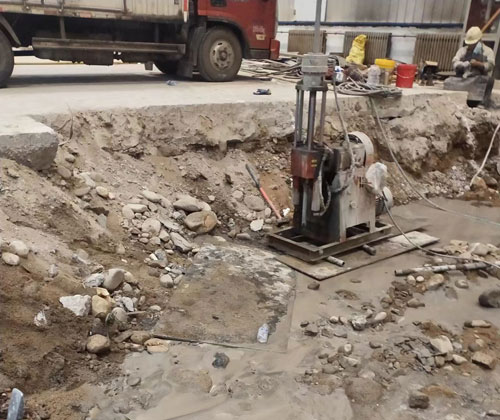 盈江公路下沉压浆