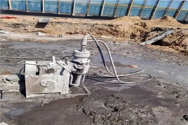 盈江水泡基础注浆加固